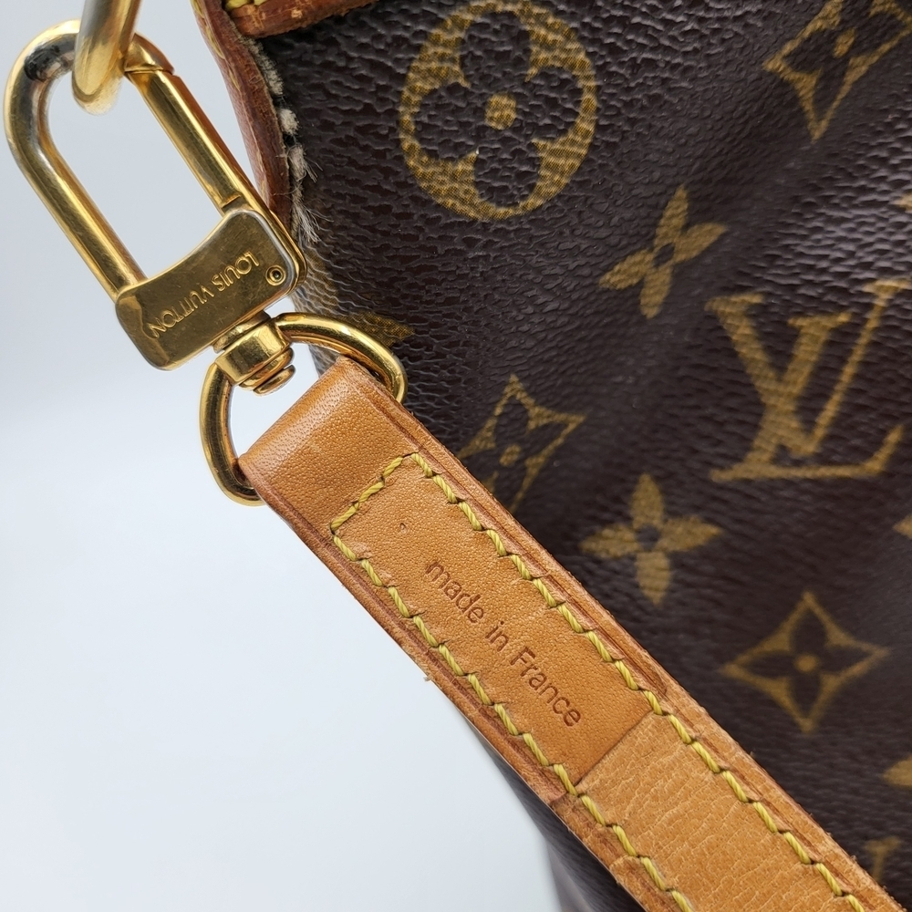 Louis Vuitton Palermo Handbag Monogram Canvas PM..Authentic... - Picture 10 of 16